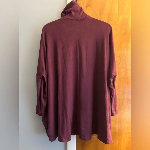 NWT LuLaRoe Elsa Top Small - Picture 4 of 4